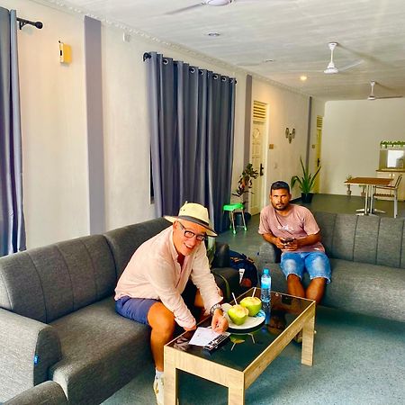 Clove Beach Addu Atoll Kültér fotó